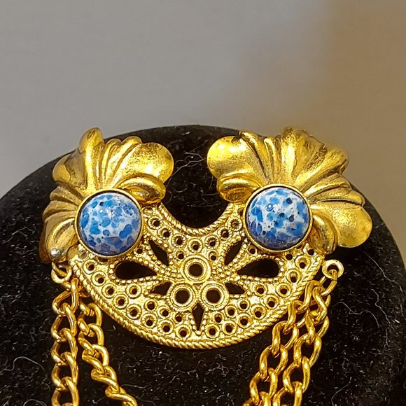 Vintage Easter Egg Dual Chain Brooch - Picture 3 of 5